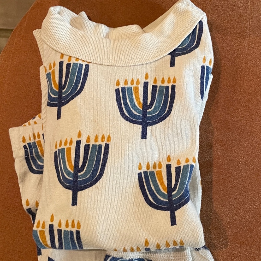 Hanna Andersson Cream and Blue Organic Cotton Garment